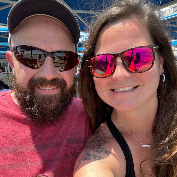 Me!! 💁🏻‍♀️🌸✨🦈 - Picture 2 of 16